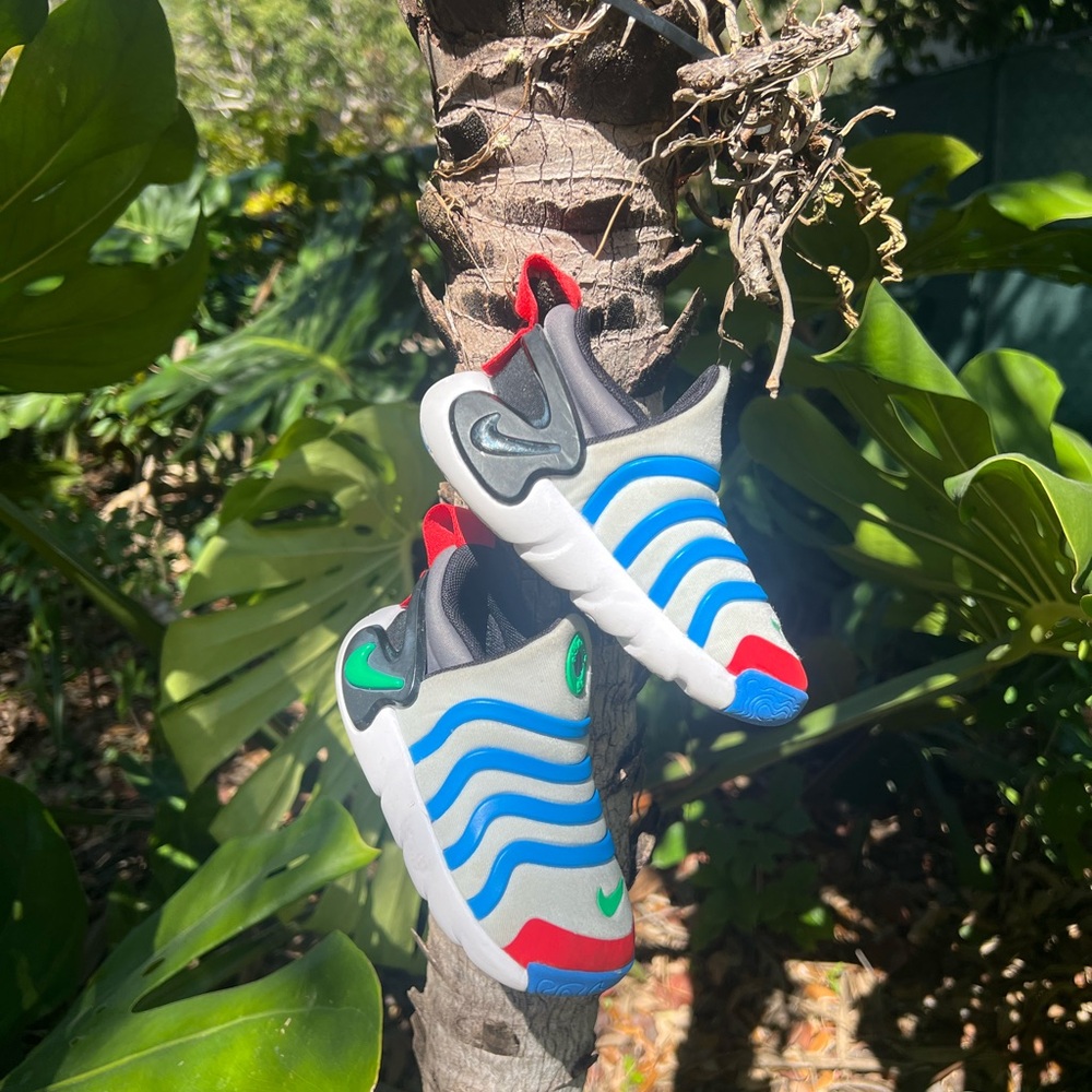 Nike Toddler Dynamo Go Sneakers